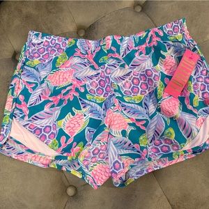 Lilly Pulitzer Ocean Breeze Shorts Size Medium